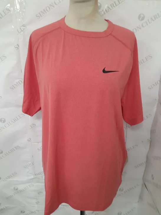 NIKE DRI-FIT MENS T-SHIRT - M