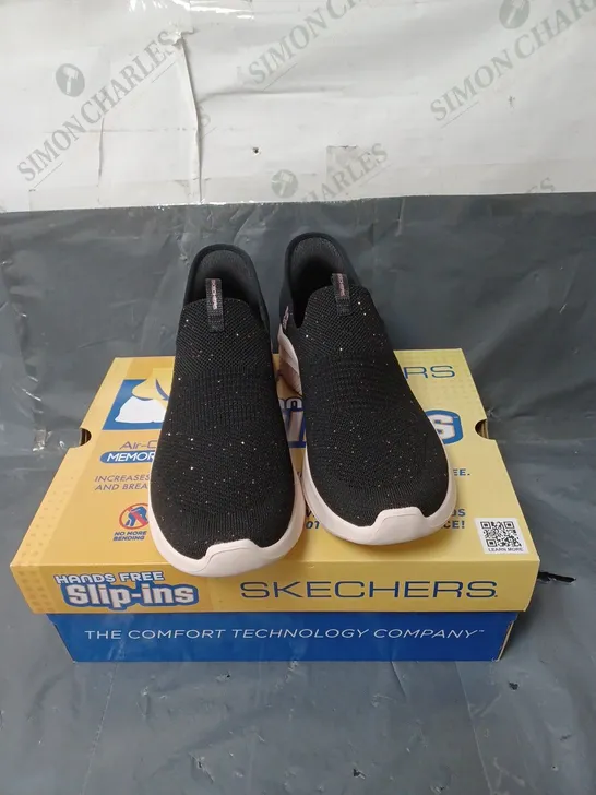 SKECHERS SLIP-INS TRAINERS BLACK GLITTER SIZE 6