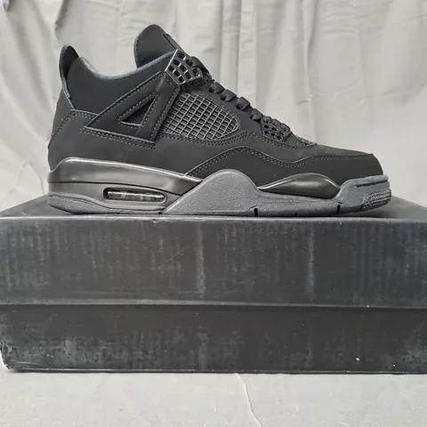 BOXED PAIR OF NIKE AIR JORDAN 4 RETRO SHOES IN BLACK UK SIZE 8