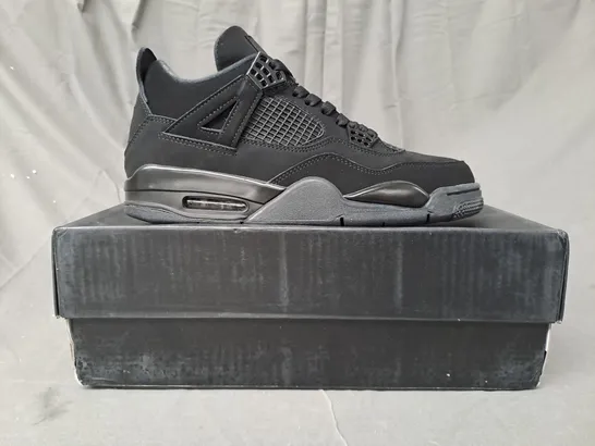 BOXED PAIR OF NIKE AIR JORDAN 4 RETRO SHOES IN BLACK UK SIZE 8