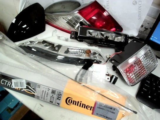 TRAY OF ASSORTED PARTS, RENAULT REAR LIGHT UNIT, RENAULT AERIAL, PAIR CONTINENTAL AQUA WIPERS, PAIR MIRROR COVERS, FOG LIGHT UNITS, UNSPECIFIED.