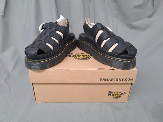 BOXED PAIR OF DR MARTENS WRENLIE SANDALS IN BLACK UK SIZE 5