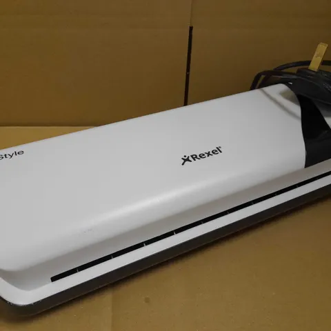 REXEL STYLE A4 HOME AND OFFICE LAMINATOR