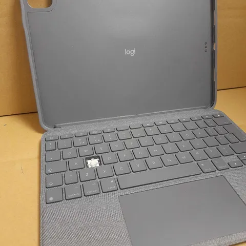 LOGITECH COMBO TOUCH IPAD PRO 11" KEYBOARD CASE