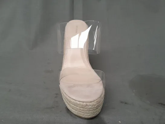 BOXED PAIR OF PRETTY LITTLE THING CLEAR STRAP WEDGE SANDALS IN NUDE 6