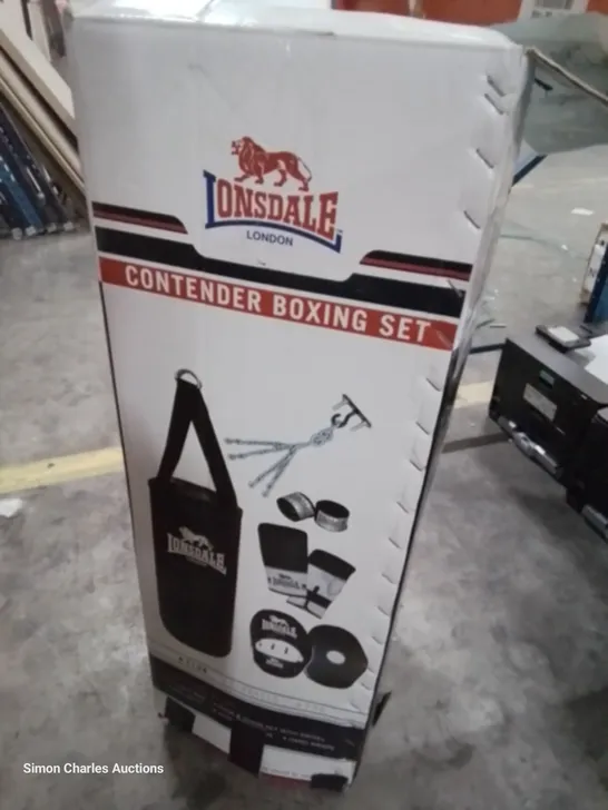 BOXED LONSDALE CONTENDER BOXING SET