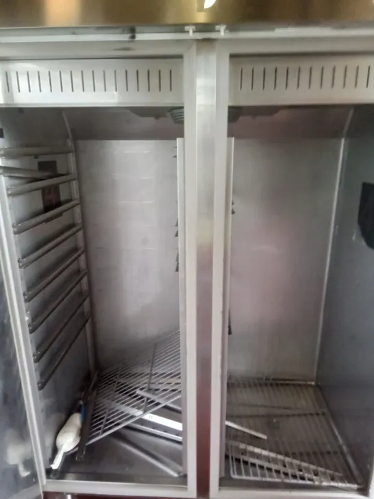 COMMERCIAL DOUBLE DOOR FRIDGE - SPA TN 140