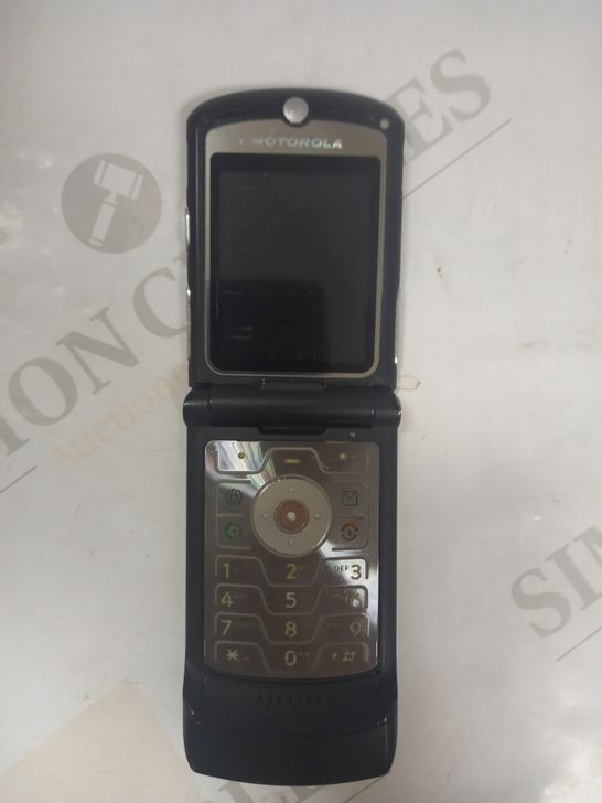 MOTOROLA RAZR V3XX