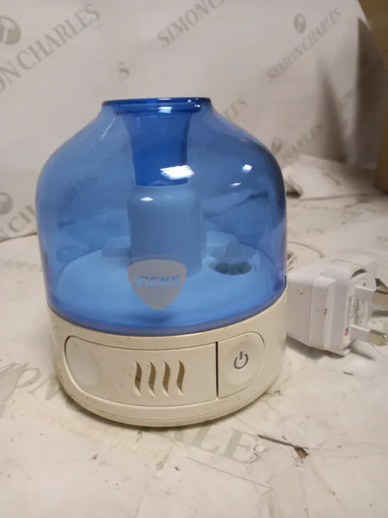 VICKS VUL505 COOL MIST PERSONAL HUMIDIFIER