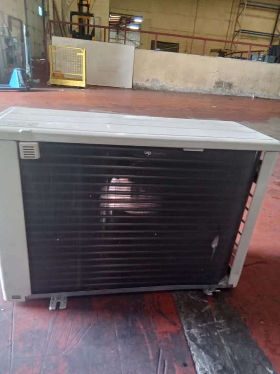 MITSUBISHI AIR CONDITIONING UNIT SRC28HG-S