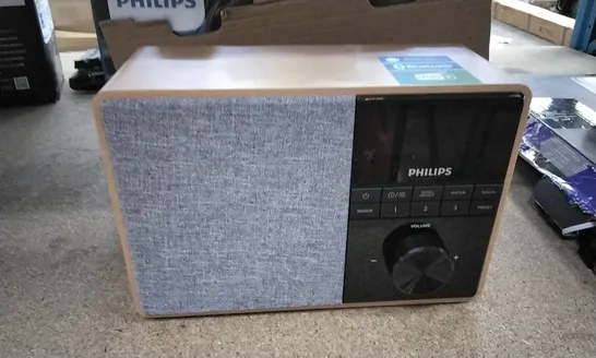 BOXED PHILLIPS DAB+ RADIO 5000 SERIS