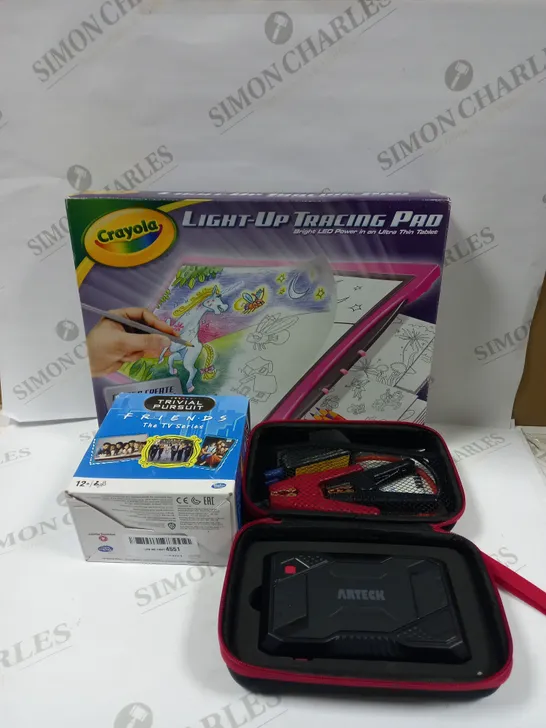 LOT OF APPROXIMATELY 18 ITEMS TO INCLUDE TRIVIAL PURSUIT FRIENDS TV SHOW EDITION, CRAYOLA LIGHT UP TRACING PAD, ARTECK JUMP START - JS08, ETC