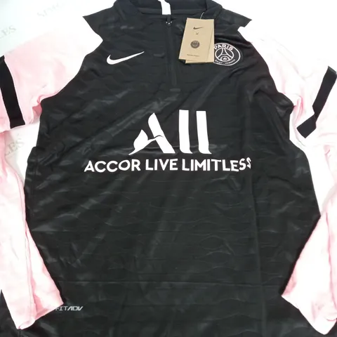 NIKE PSG TRAINING TRACKSUIT IN BLACK/PINK - SMALL