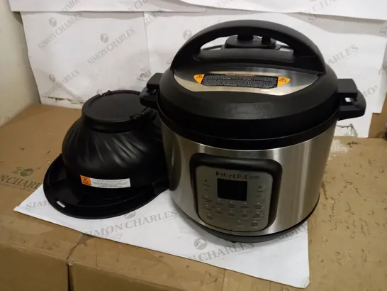 INSTANT POT DUO CRISP + AIR FRYER 8L MULTICOOKER