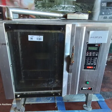 HOUNDE 7 TRAY COMBI OVEN Model CPE 1.06