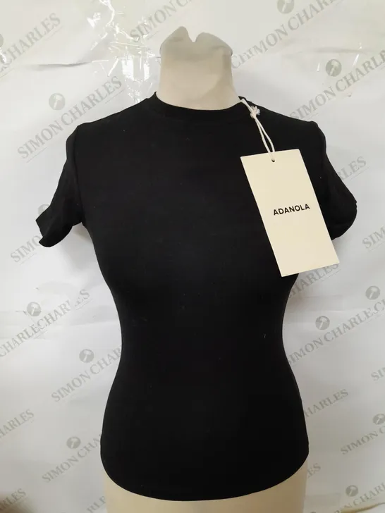 ADANOLA SHORT SLEEVE BLACK TOP - SIZE XS