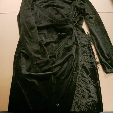 MONSOON LADIES VELVET FEEL DRESS WITH TASSLE DETAIL BLACK SIZE 14