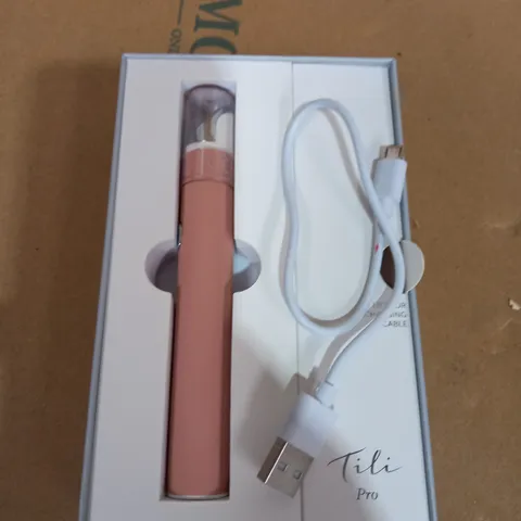 OUTLET TILI PRO ANTI-AGEING LIP & EYE WITH LED LIGHT