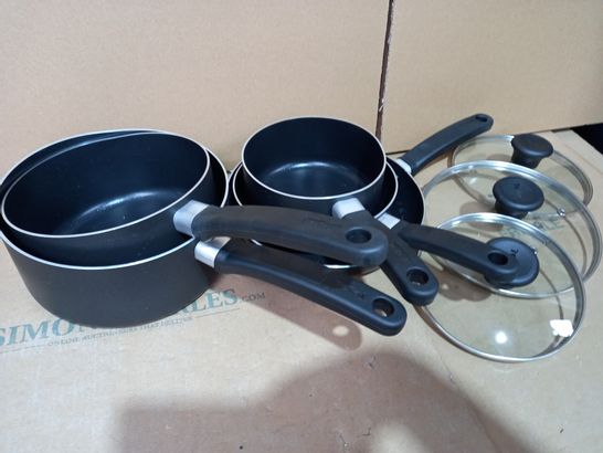 TEFAL ESSENTIAL COOKWARE SET