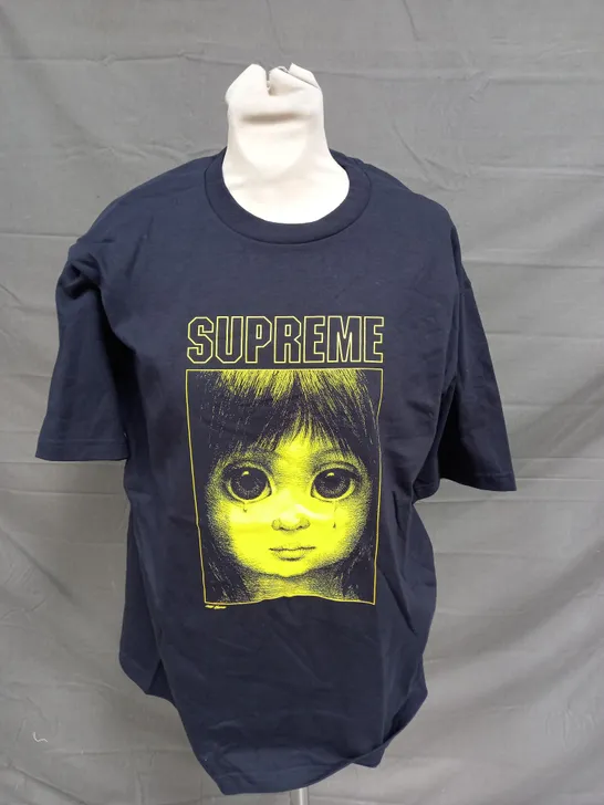 SUPREME NAVY T-SHIRT - MEDIUM