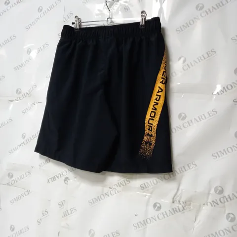 MENS BLACK AND ORANGE UNDER ARMOUR SHORTS SIZE LARGE