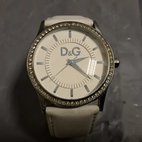 D&G STAINLESS STEEL WATCH WITH LEATHER STRAP