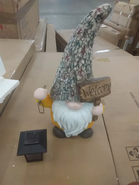 BOXED WELCOME CERAMIC GNOME