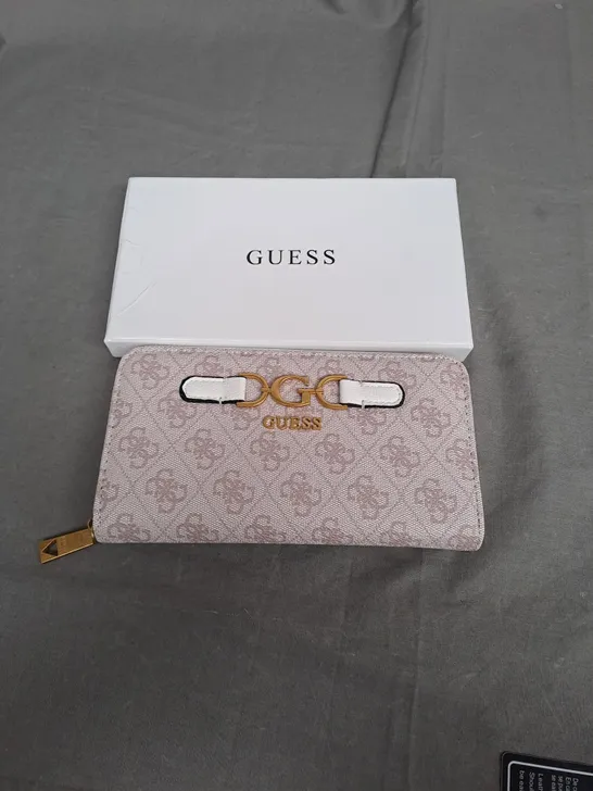 BOXED GUESS DGC ZIP PURSE 