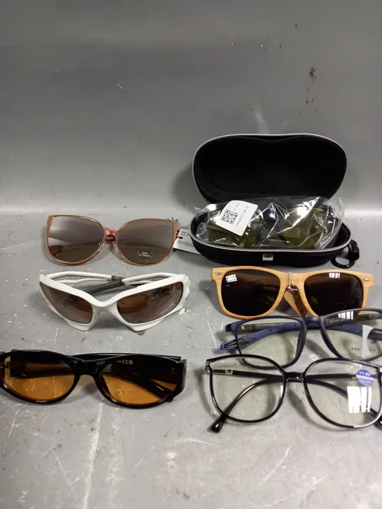 APPROXIMATELY 10 ASSORTED GLASSES/SUNGLASSES IN VARIOUS DESIGNS 