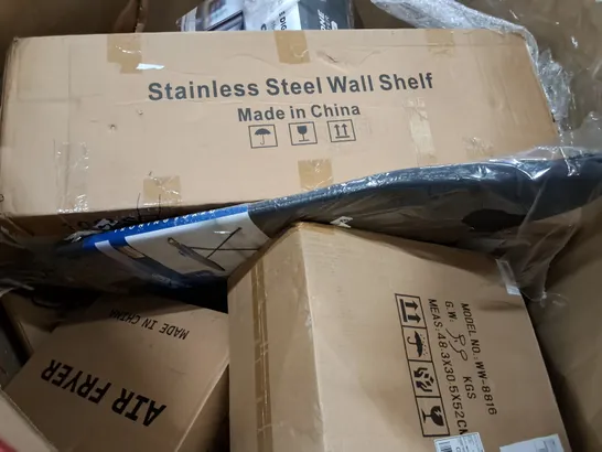 PALLET OF ASSORTED HOUSEHOLD ITEMS TO INCLUDE FAN LIGHT, DIGITAL AIR FRYER AND PET FENCE