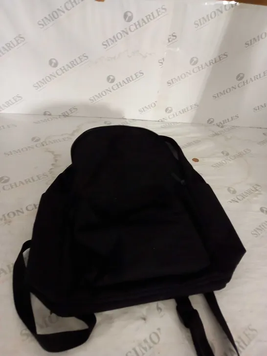 BLACK UNBRANDED BACKPACK 