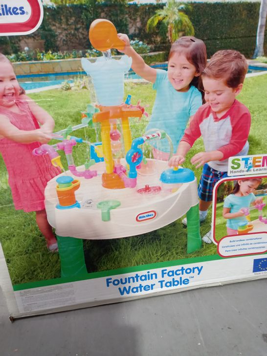 LITTLE TIKES FOUNTAIN FACTORY WATER TABLE RRP £59.99