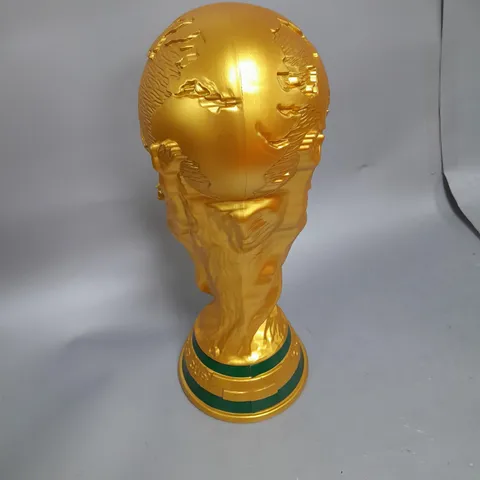 REPLICA WORLD CUP TROPHY