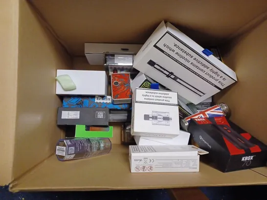 APPROXIMATELY 25 BOXED E-CIGARETTES TO INCLUDE ASPIRE REVVO KIT , LOST VAPE QUESTS , INNOKIN ENDURA T20 S , ETC 