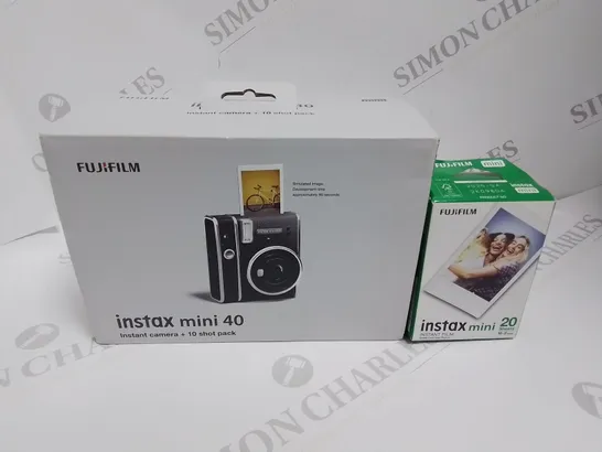 BOXED FUJI FILM INSTAX MINI MINI CAMERA RRP £122.99