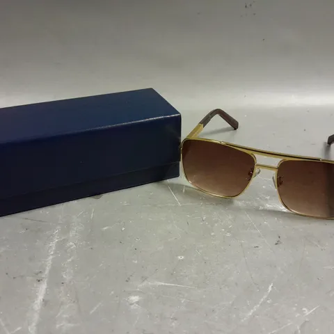 LOUIS VUITTON Z0259U GOLD EFFECT FRAMED SUNGLASSES 