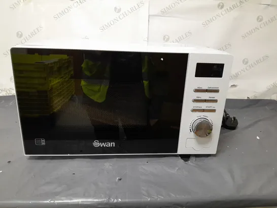 BOXED SWAN MICROWAVE OVEN 700W WHITE - COLLECTION ONLY