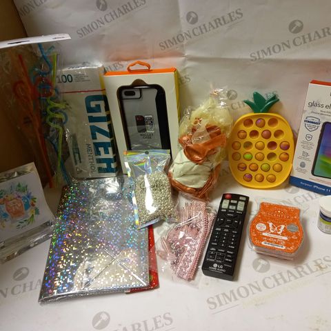 LOT OF APPROX 12 ASSORTED HOUSEHOLD ITEMS TO INCLUDE IPHONE 11 PRO CASE, MENTHOL FILTER TUBES, HOLOGRAPHIC GIFT BAGS, ETC