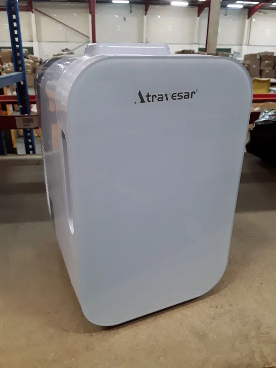 BOXED ATRAVESAR MINI FRIDGE 