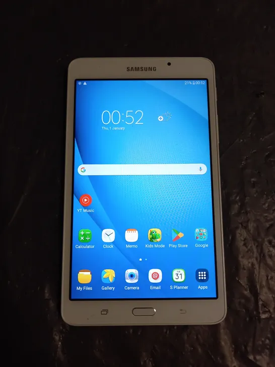 SAMSUNG GALAXY TAB A 2016 IN WHITE