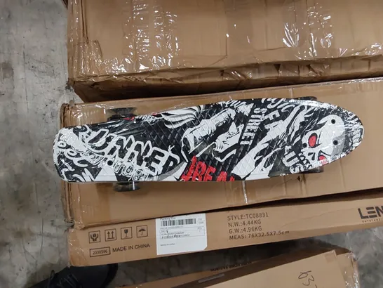 BRAND NEW BOXED CAROMA JY-W2201 SKATEBOARD (1 BOX)