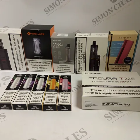 BOX OF APPROXIMATELY 30 ASSORTED VAPING KITS & DISPOSABLE VAPES IN VARIOUS FLAVOURS & BRANDS TO INCLUDE VOO-POO, GEEK VAPE, INNOKIN ETC 