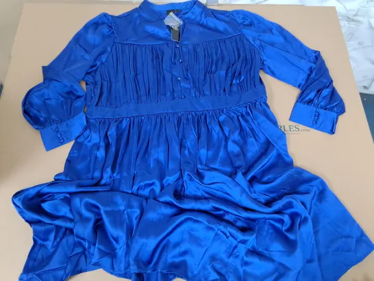 LOT OF 10 BRAND NEW DESTELLO BLUE LONG SLEEVE DRESSES - XL