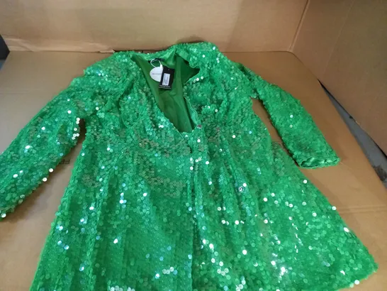 BOOHOO SEQUIN SHOULDER PAD BLAZER DRESS IN BRIGHT GREEN - 18