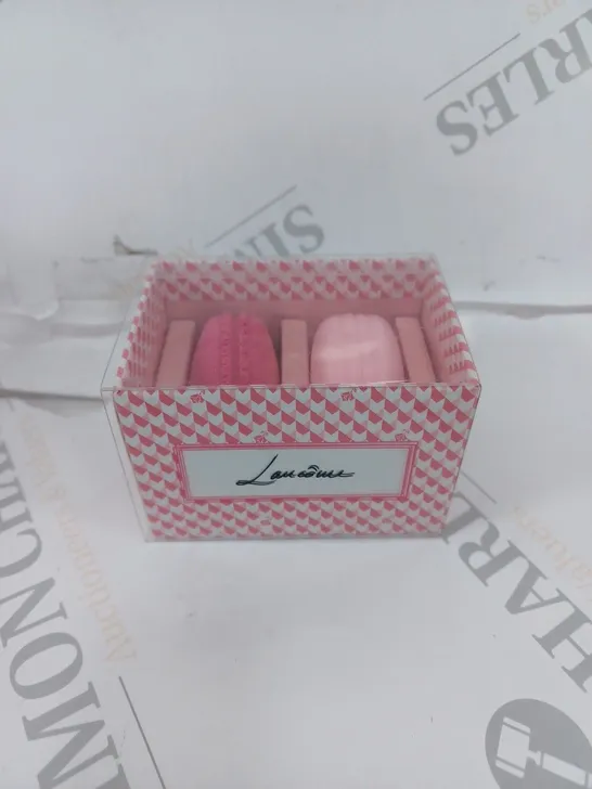 BOXED LANCOME LA PETIT MACARON GIFT SET