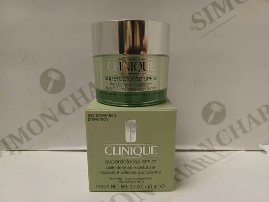 CLINIQUE SUPERDEFENSE SPF20 DAILY MOISTURISER 50ML - 1, 2 VERY DRY TO DRY SKIN