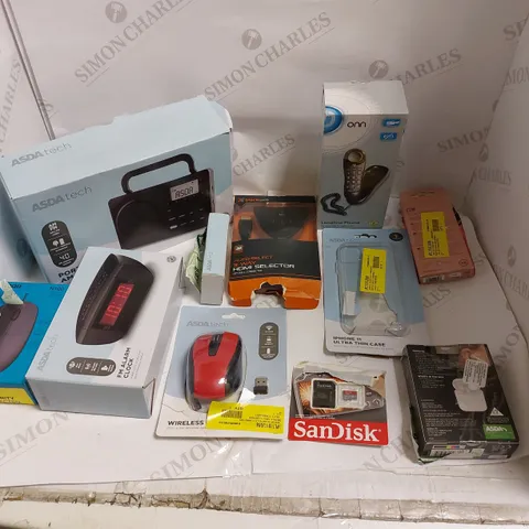 BOX OF ASSORTED ELECTRICAL ITEMS TO INCLUDE COMPUTER MOUSES,ALARM CLOCKS AND EARPHONES