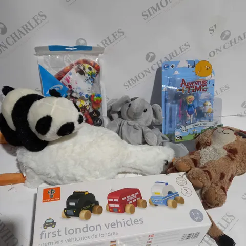BOX OF APPROXIMATELY 20 ASSORTED ITEMS TO INCLUDE PLUSH TOYS, ADVENTURE TIME SET, GAMING PAD CASE ETC