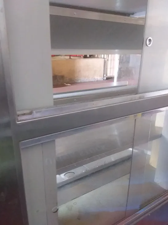 SELF SERVE HOT DELI CABINET