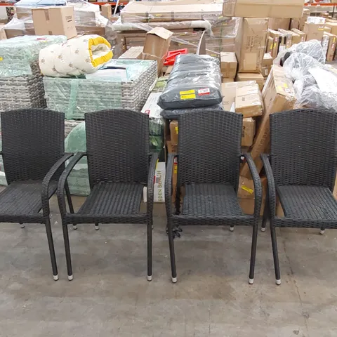 SET OF 4 BLACK GARDEN CHAIRS (4 ITEMS)